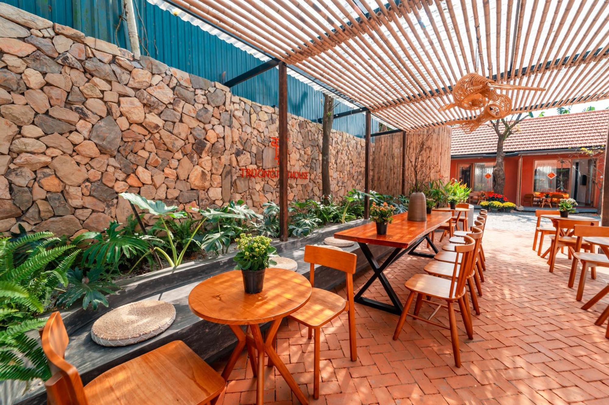 Truong Phu House - & 3*