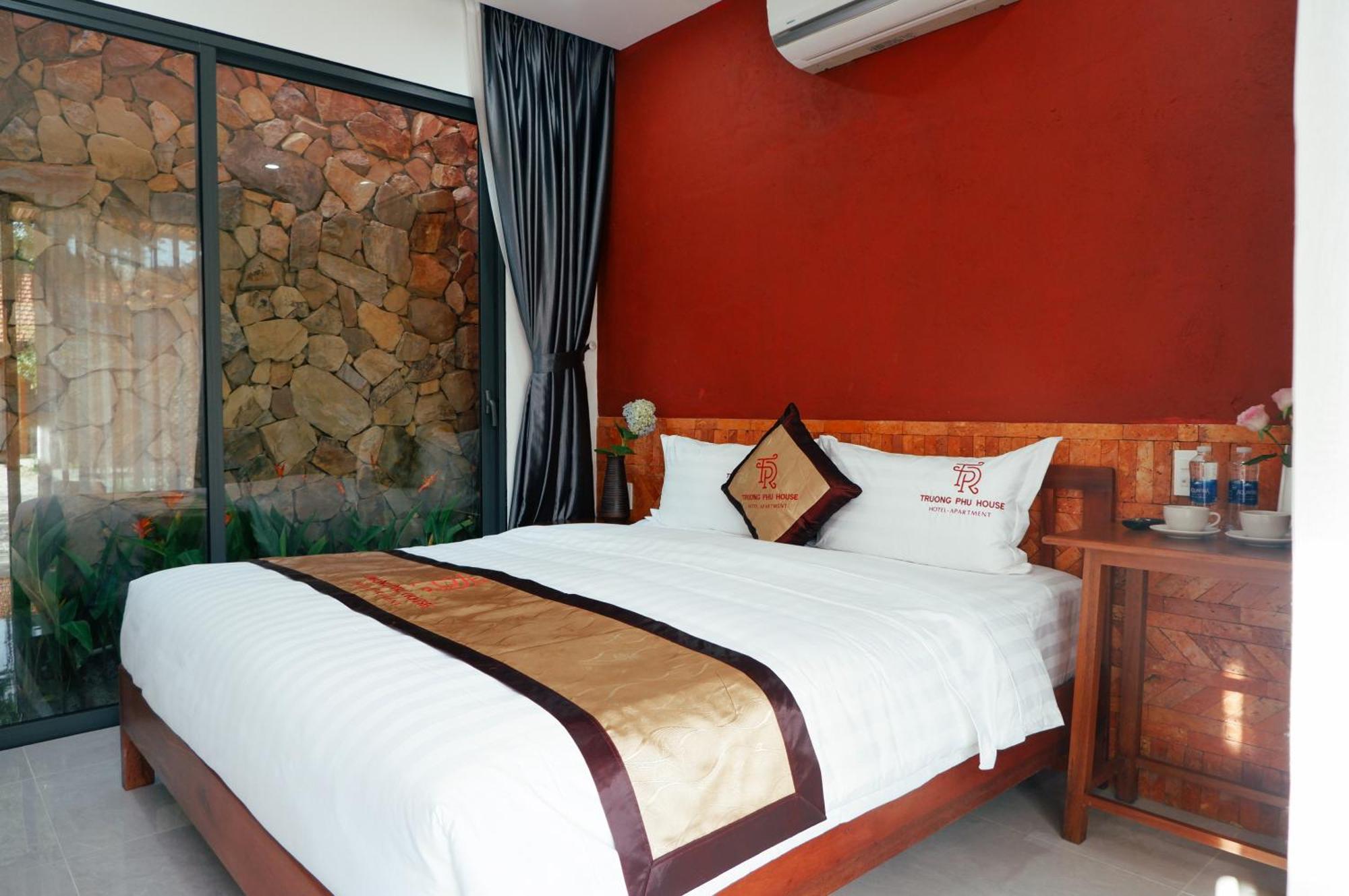 होटल Truong Phu House - & 3*